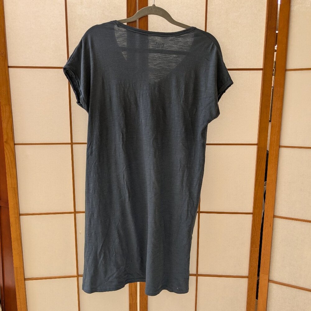 pact v-neck t-shirt dress with side pockets, blue, size M - Picture 2 of 4